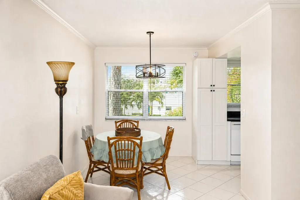2929 SE Ocean Boulevard Stuart FL 34996