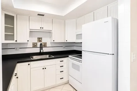 2929 SE Ocean Boulevard Stuart FL 34996