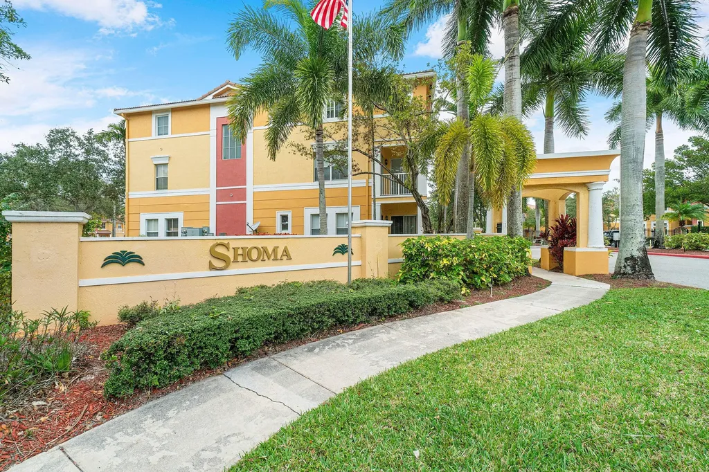 1008 SW Shoma Drive Royal Palm Beach FL 33414