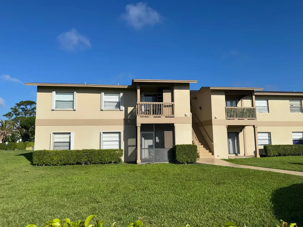 1790 Abbey Road West Palm Beach FL 33415