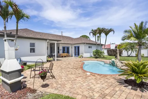 236 SW Paar Drive Port St Lucie FL 34953