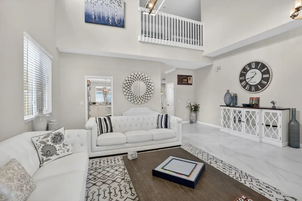 6249 SW 194th Avenue Pembroke Pines FL 33332