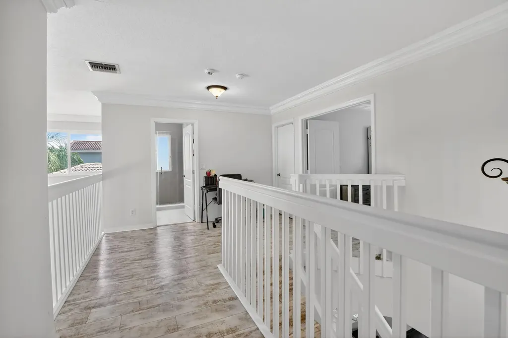 6249 SW 194th Avenue Pembroke Pines FL 33332