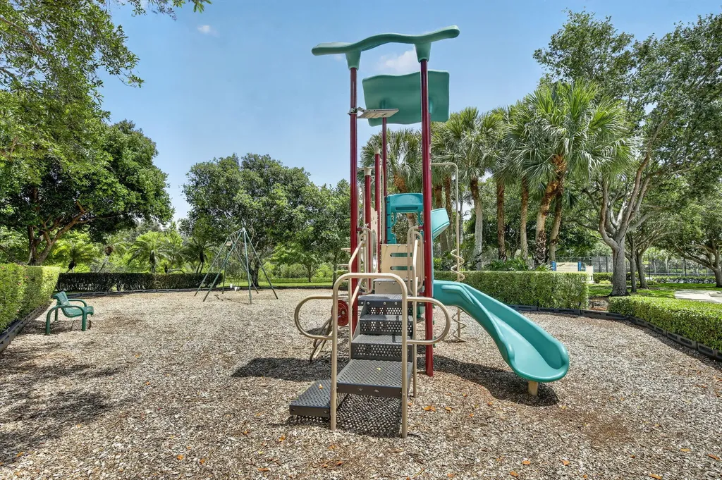 6249 SW 194th Avenue Pembroke Pines FL 33332