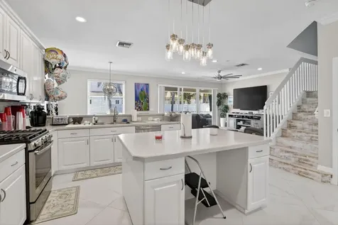 6249 SW 194th Avenue Pembroke Pines FL 33332