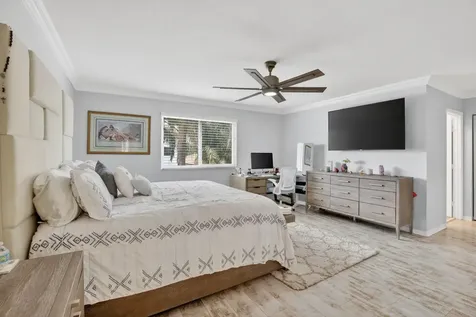 6249 SW 194th Avenue Pembroke Pines FL 33332