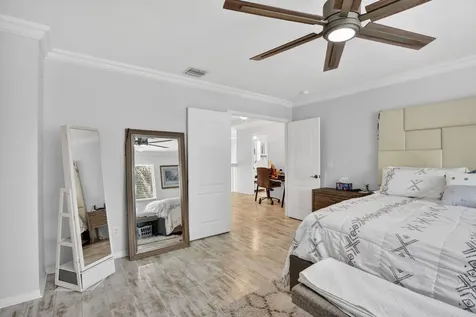 6249 SW 194th Avenue Pembroke Pines FL 33332