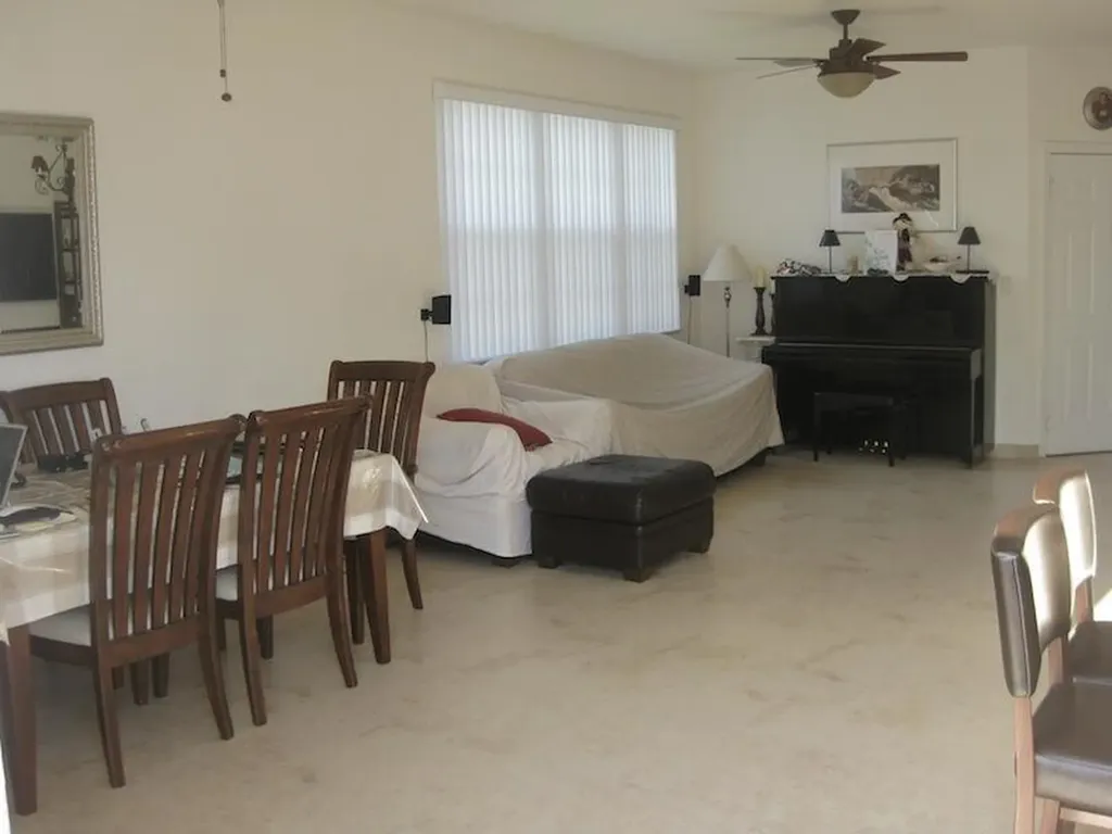 4070 NW 91st Terrace Sunrise FL 33351