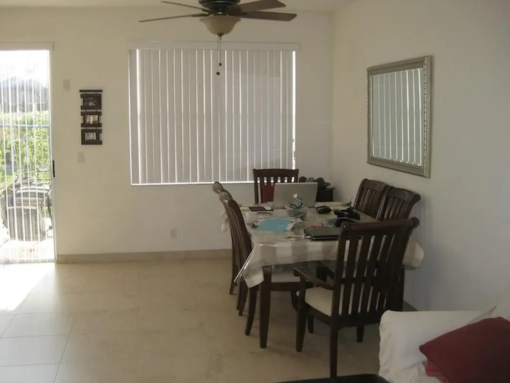 4070 NW 91st Terrace Sunrise FL 33351