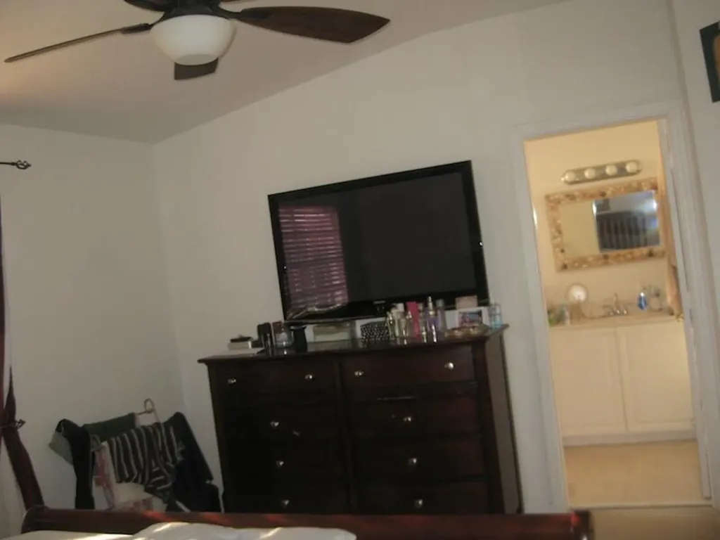 4070 NW 91st Terrace Sunrise FL 33351