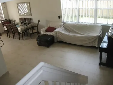4070 NW 91st Terrace Sunrise FL 33351