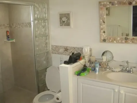 4070 NW 91st Terrace Sunrise FL 33351