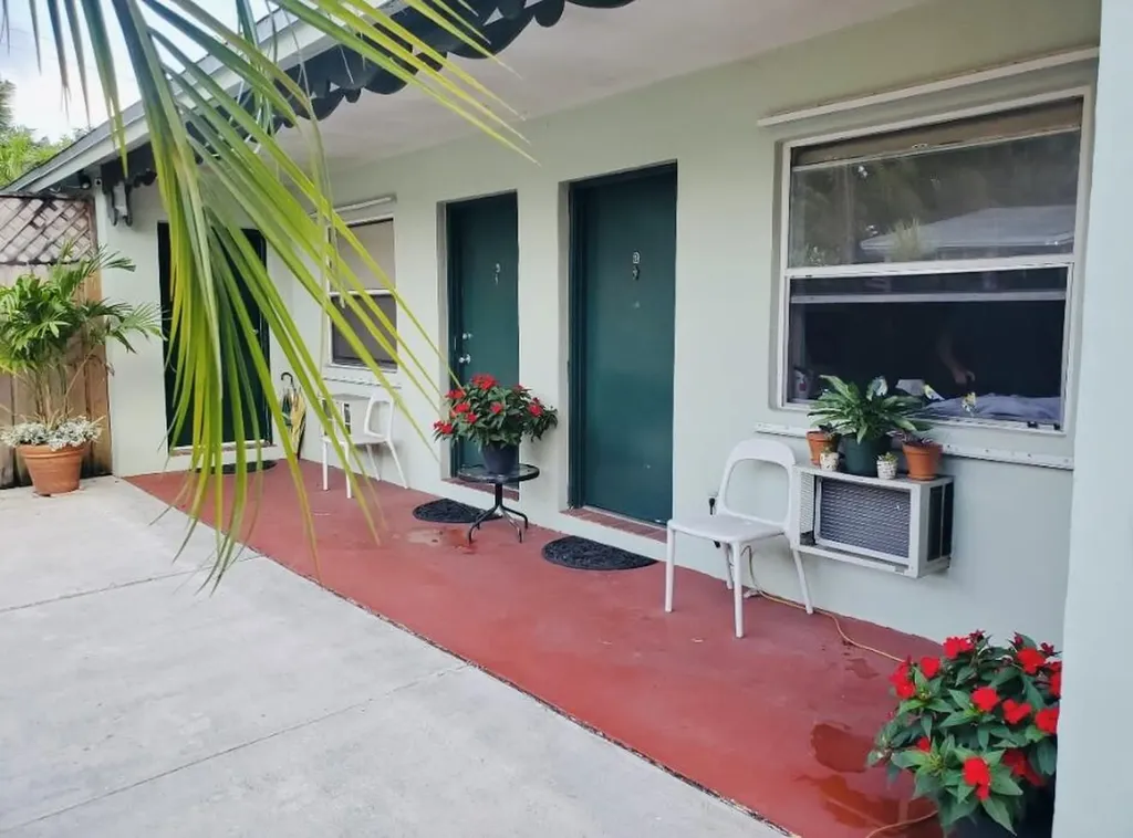 1534 NE 3rd Avenue Fort Lauderdale FL 33304