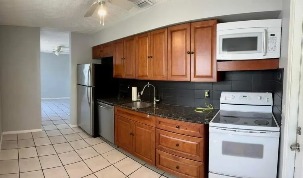 1534 NE 3rd Avenue Fort Lauderdale FL 33304
