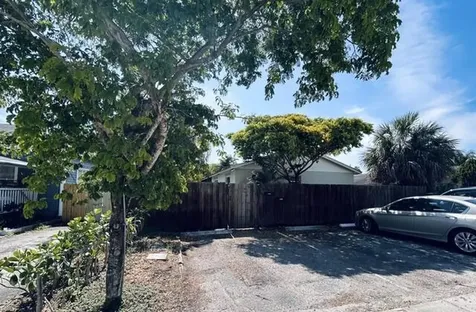 1534 NE 3rd Avenue Fort Lauderdale FL 33304