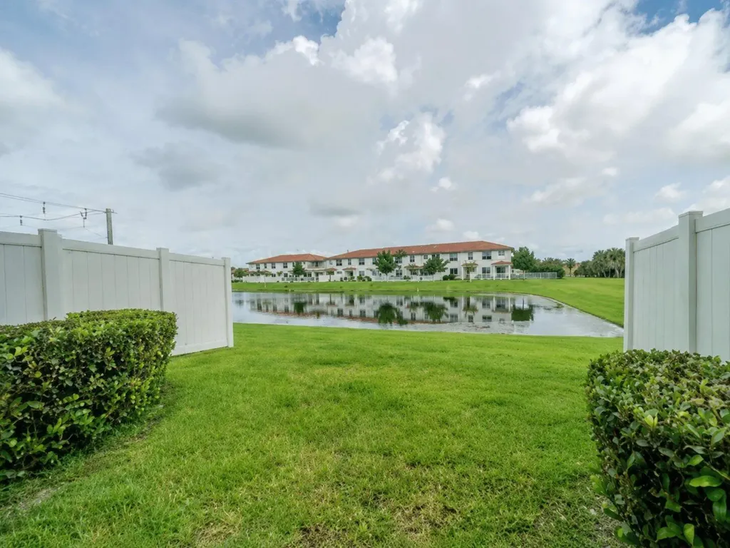 2004 Sugar Maple Drive Palm Beach Gardens FL 33410