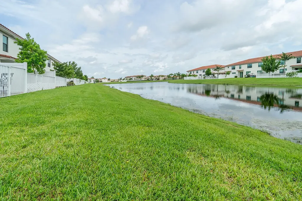 2004 Sugar Maple Drive Palm Beach Gardens FL 33410