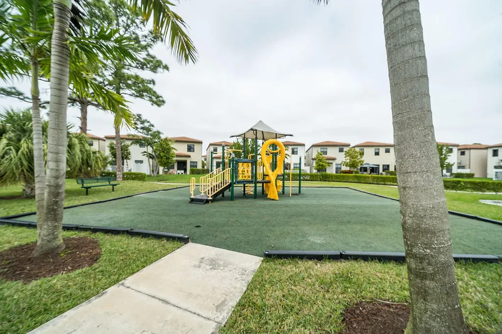 2004 Sugar Maple Drive Palm Beach Gardens FL 33410