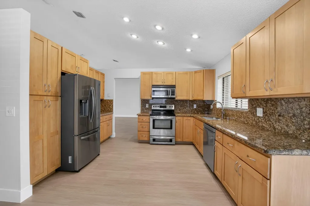 9720 Majestic Way Boynton Beach FL 33437