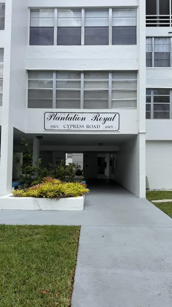 6901 Cypress Road Plantation FL 33317