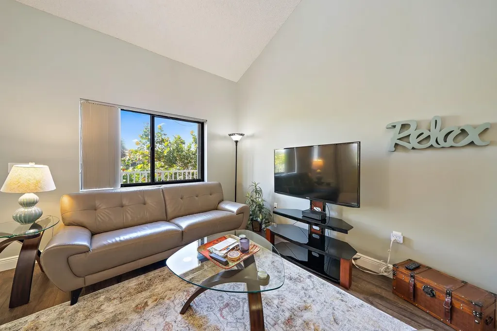 860 Bella Vista Court S Jupiter FL 33477