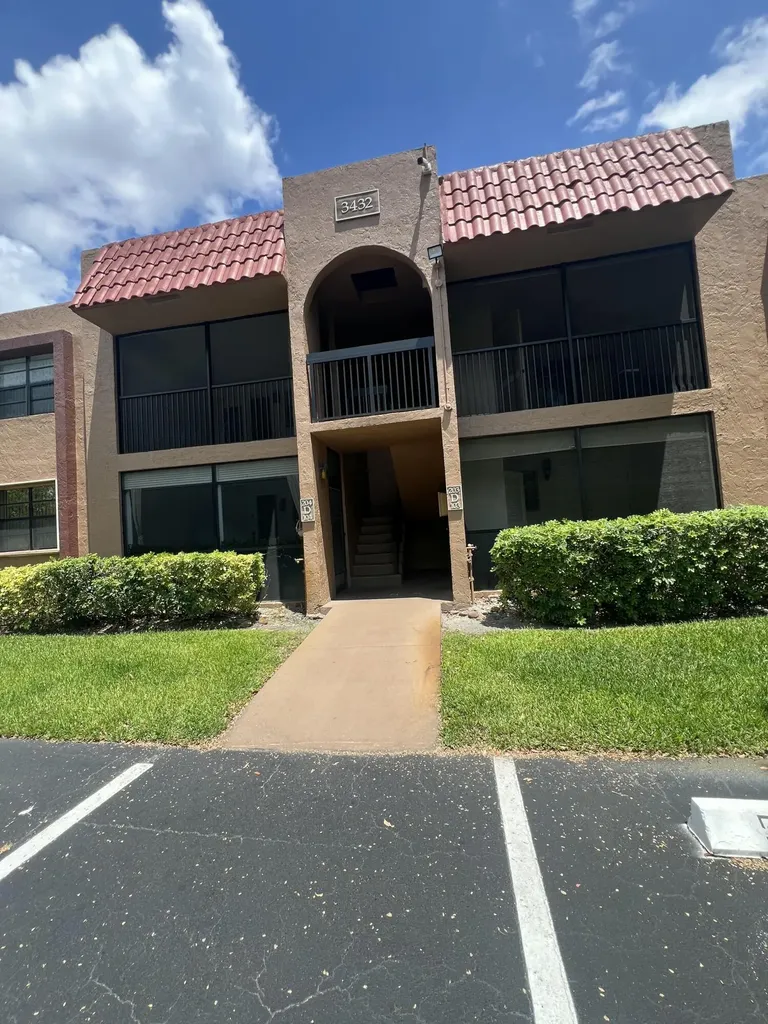 3432 NW 86th Way Sunrise FL 33351