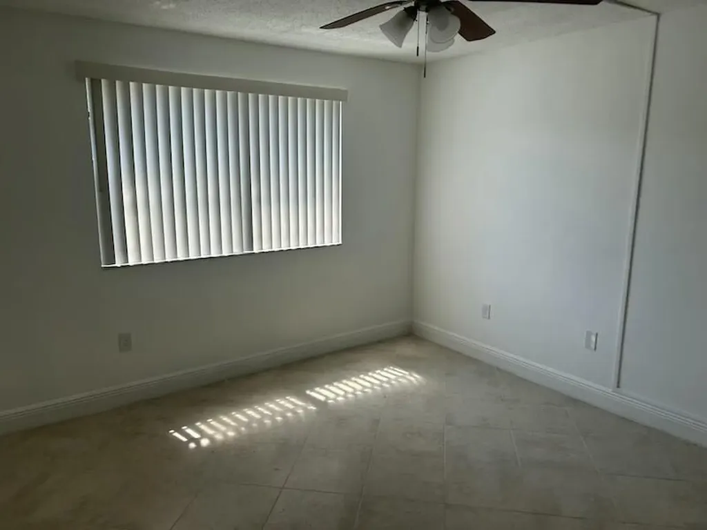 3432 NW 86th Way Sunrise FL 33351