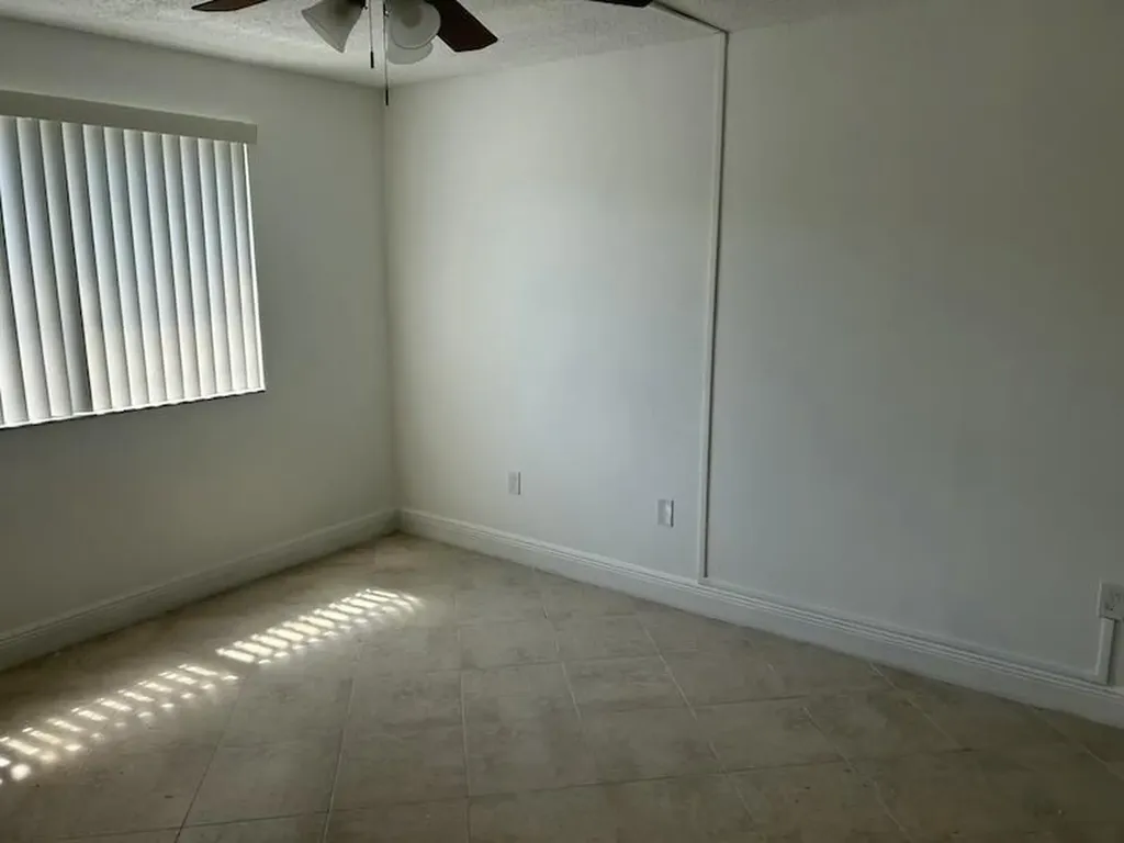 3432 NW 86th Way Sunrise FL 33351