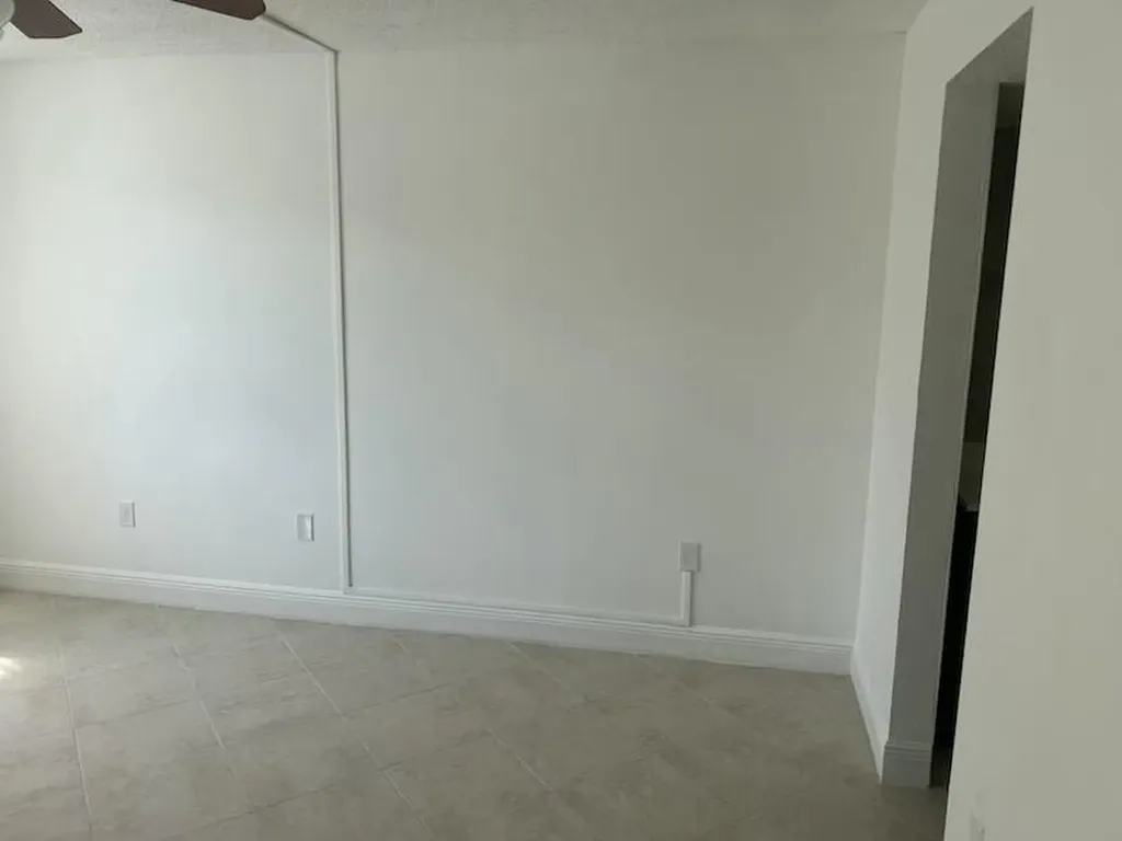3432 NW 86th Way Sunrise FL 33351