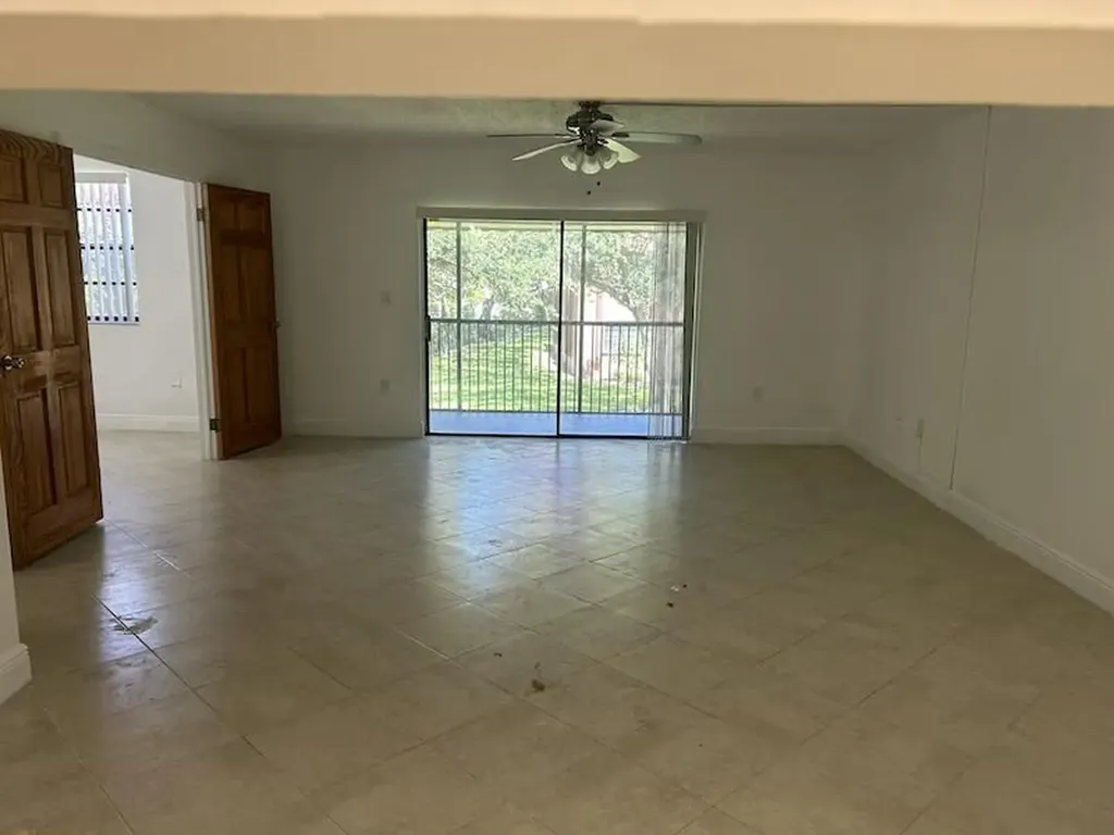 3432 NW 86th Way Sunrise FL 33351
