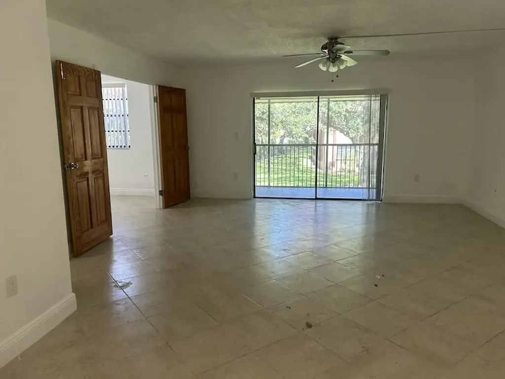 3432 NW 86th Way Sunrise FL 33351