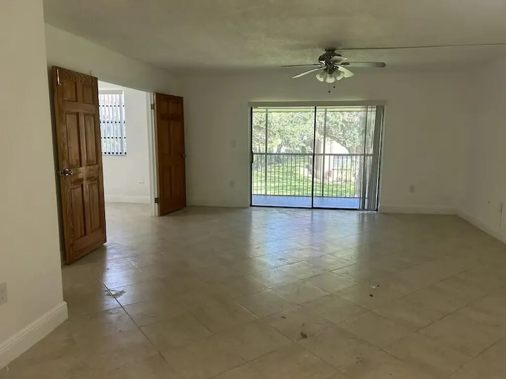 3432 NW 86th Way Sunrise FL 33351
