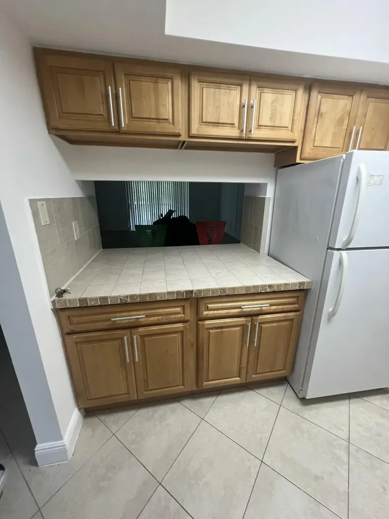 3432 NW 86th Way Sunrise FL 33351