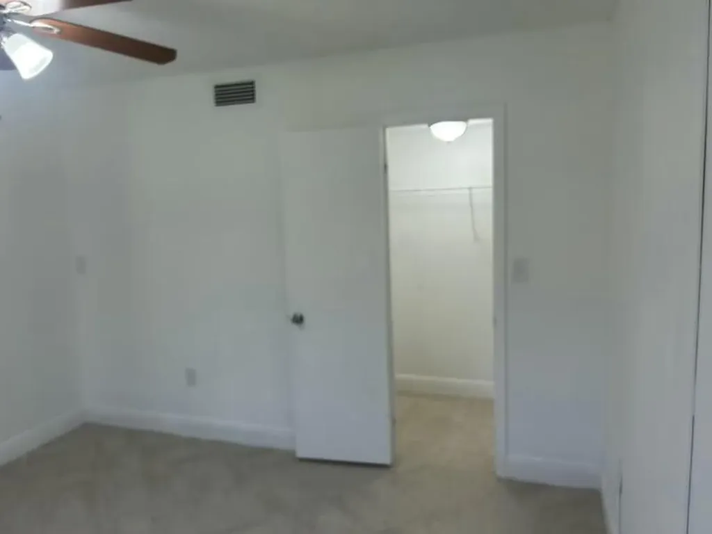 3432 NW 86th Way Sunrise FL 33351