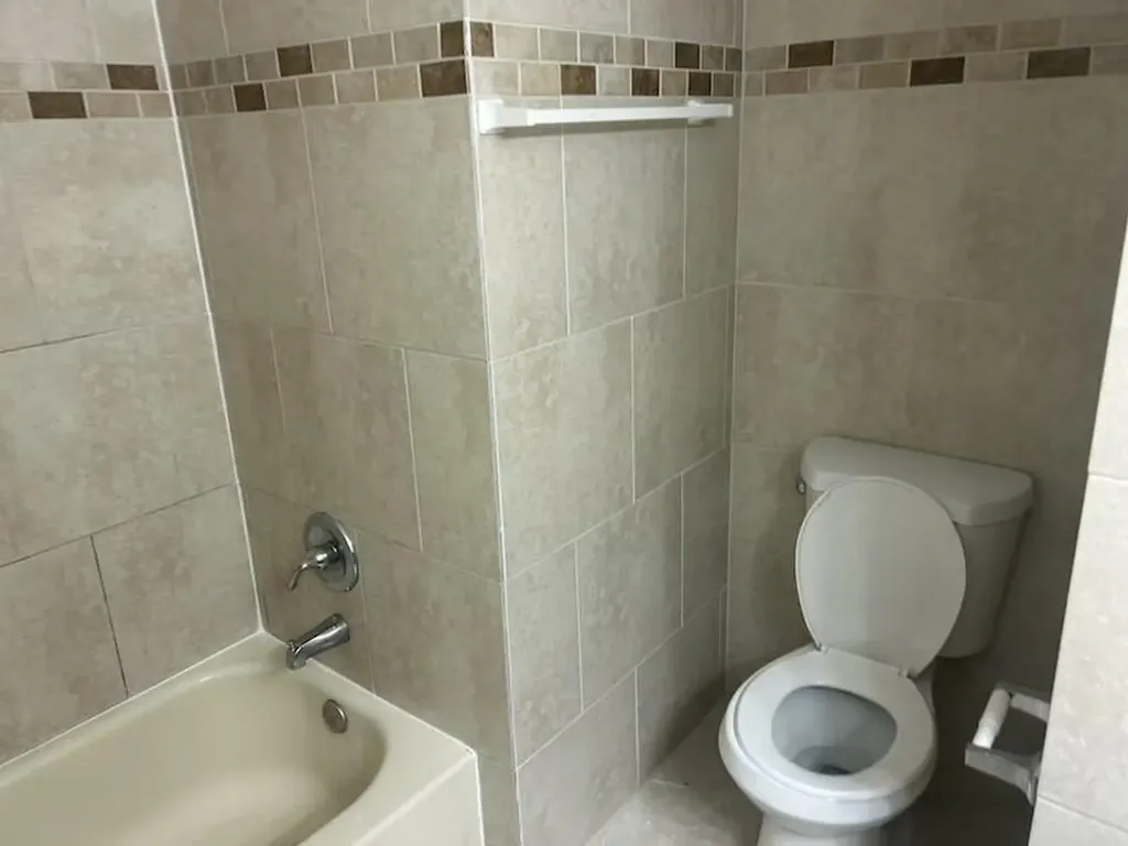 3432 NW 86th Way Sunrise FL 33351
