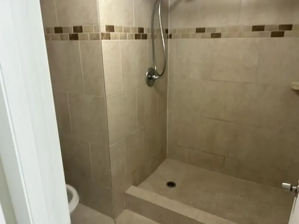 3432 NW 86th Way Sunrise FL 33351