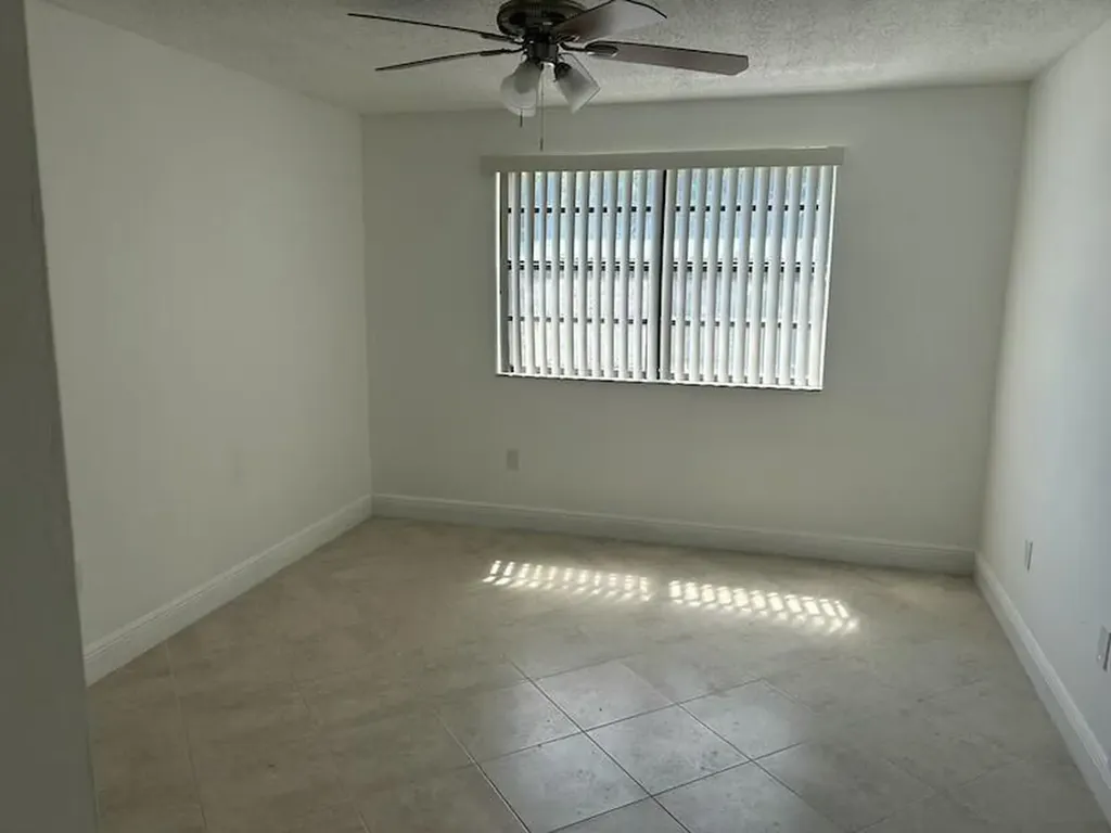 3432 NW 86th Way Sunrise FL 33351
