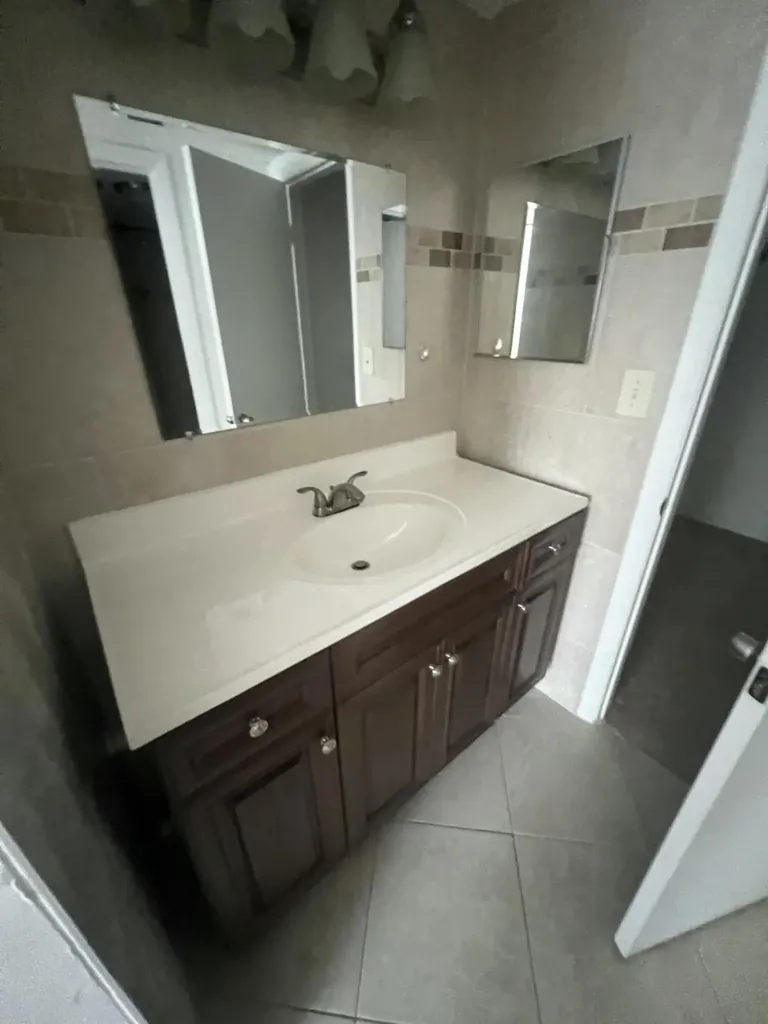 3432 NW 86th Way Sunrise FL 33351