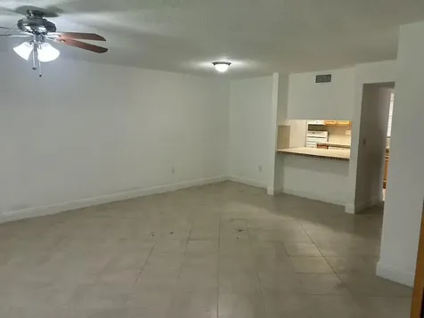 3432 NW 86th Way Sunrise FL 33351
