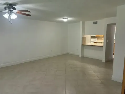3432 NW 86th Way Sunrise FL 33351