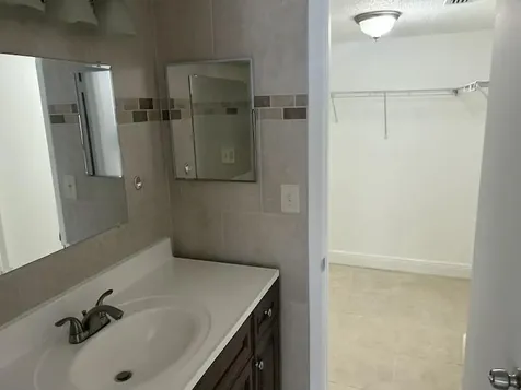 3432 NW 86th Way Sunrise FL 33351