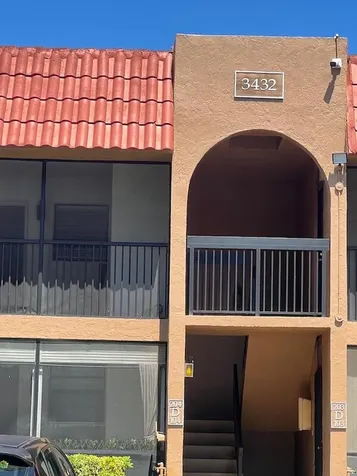 3432 NW 86th Way Sunrise FL 33351