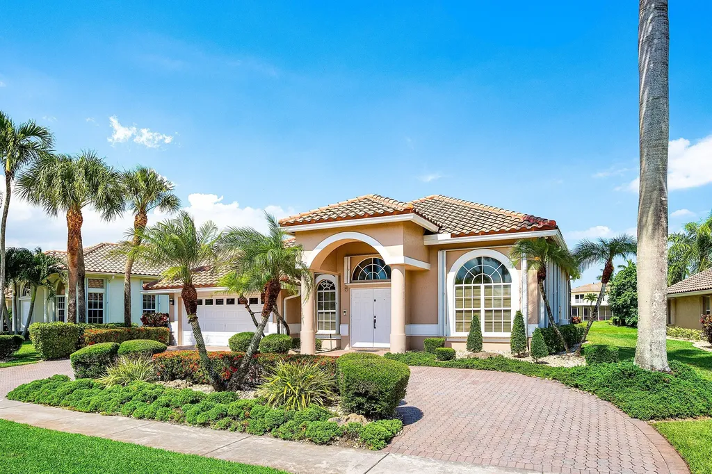 10653 St Thomas Drive Boca Raton FL 33498