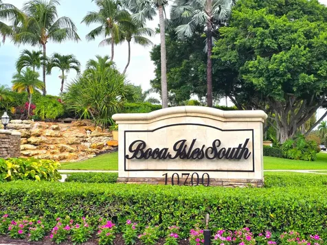 10653 St Thomas Drive Boca Raton FL 33498