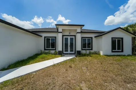 2392 SW Madden Avenue Palm Bay FL 32908