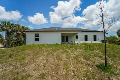 2392 SW Madden Avenue Palm Bay FL 32908