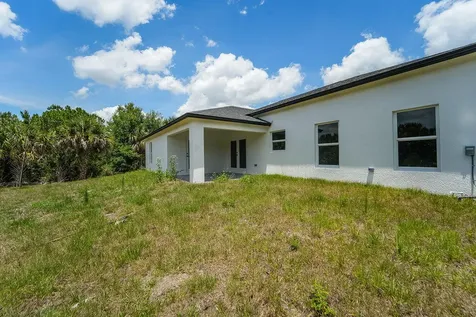 2392 SW Madden Avenue Palm Bay FL 32908