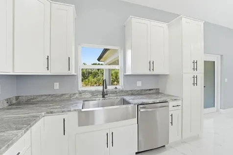 2392 SW Madden Avenue Palm Bay FL 32908