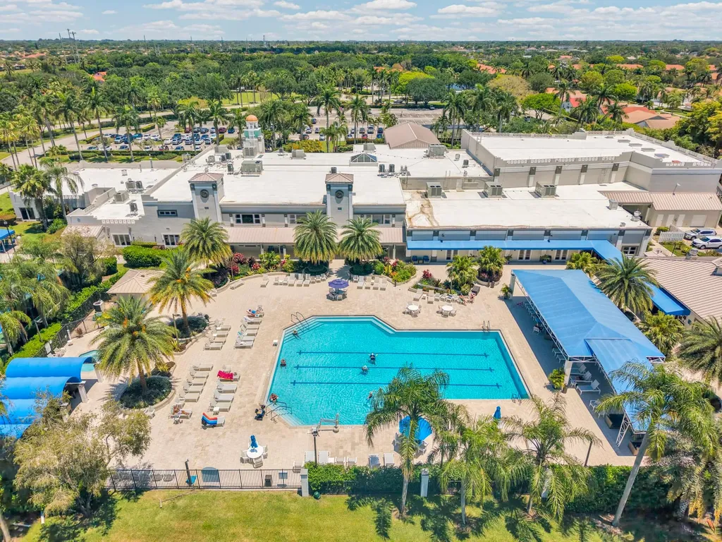 9532 N Crescent View Drive Drive N Boynton Beach FL 33437