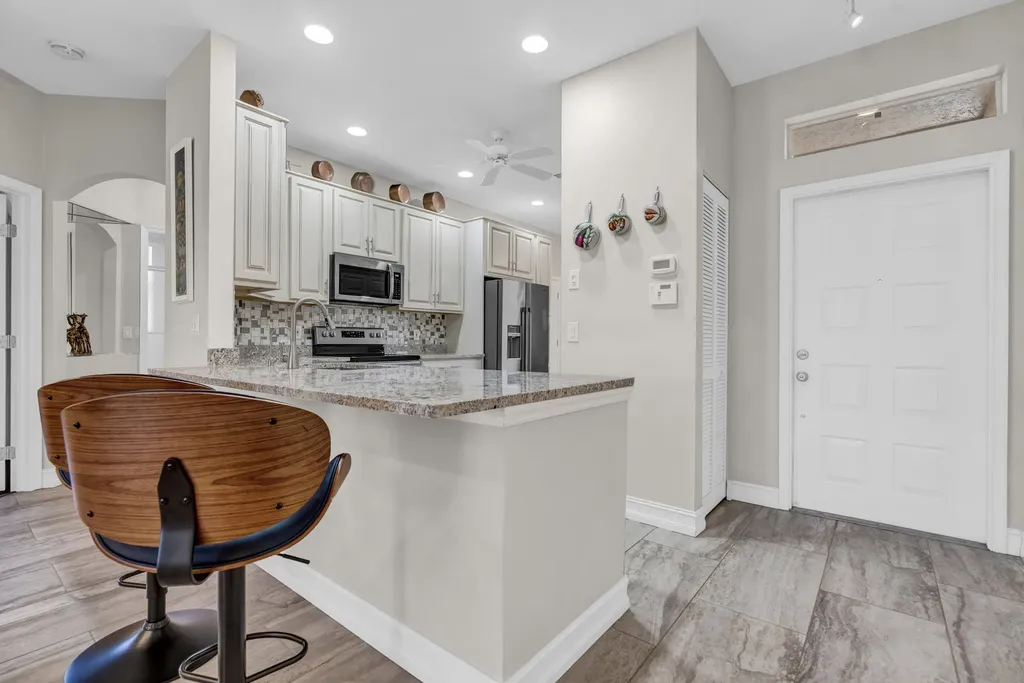 9532 N Crescent View Drive Drive N Boynton Beach FL 33437